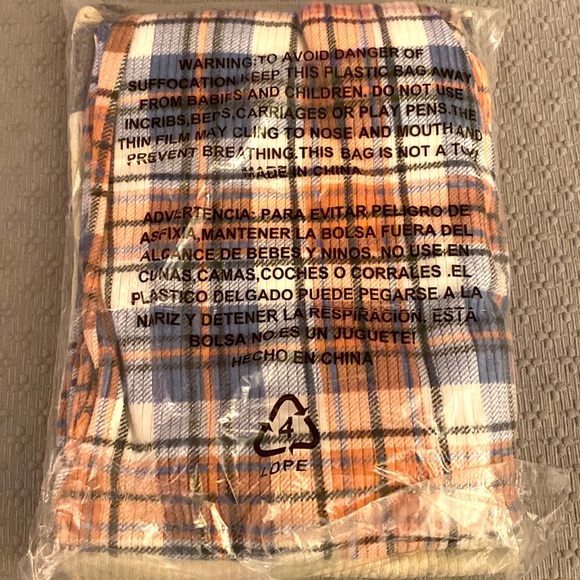 NWT Cuddle Duds Sweater Knit V-Neck Pajama Set MEDIUM, Blue Plaid - Picture 2 of 5